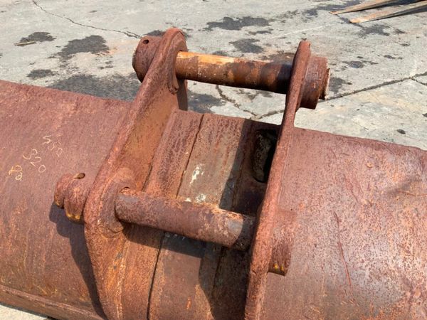 84" GRADING BUCKET.......80mm PINS.........952. 377216716