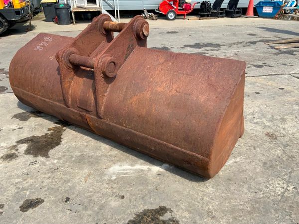 84" GRADING BUCKET.......80mm PINS.........952. 377216718