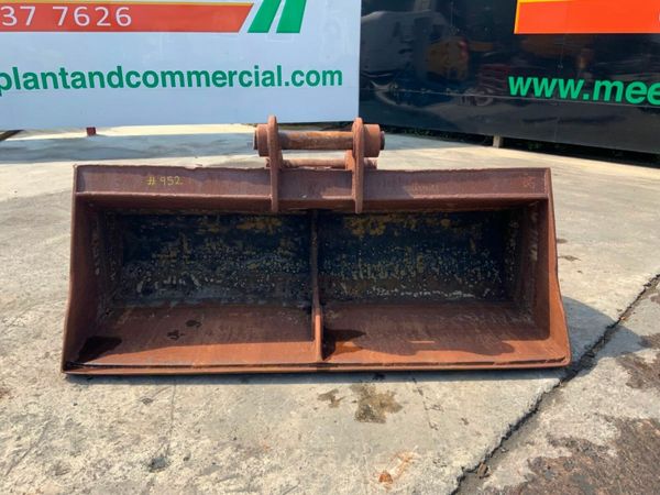 84" GRADING BUCKET.......80mm PINS.........952. 377216720