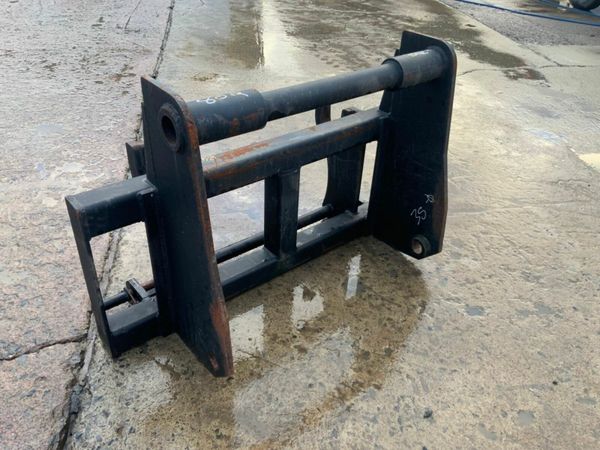 MANITOU HEADSTOCK ADAPTOR / INTERFACE..5826 377216731