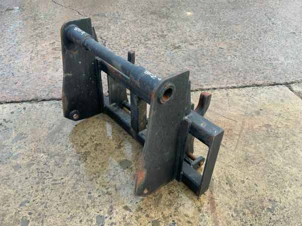 MANITOU HEADSTOCK ADAPTOR / INTERFACE..5826 377216736