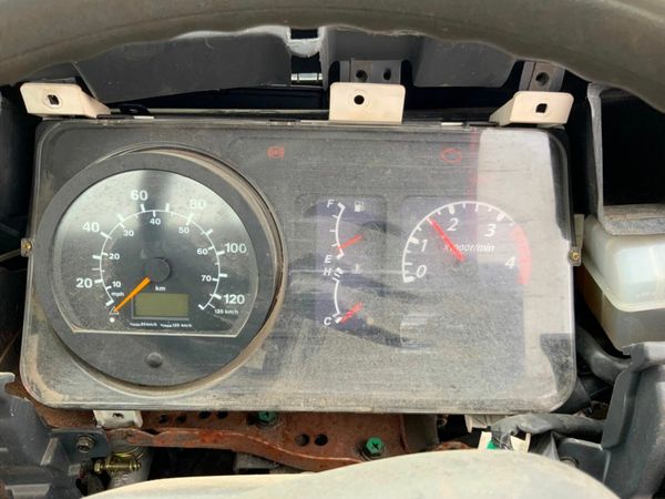 2007 ISUZU NPR 7.5t VACUUM TANKER.....PARTS. 377216925