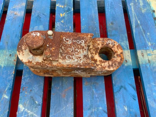 GRAB / GRAPPLE LINKAGE.....60mm PINS. 377217045