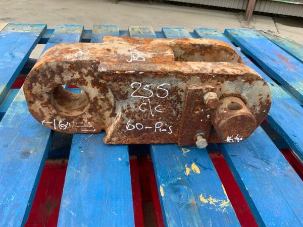 GRAB / GRAPPLE LINKAGE.....60mm PINS. 377217048