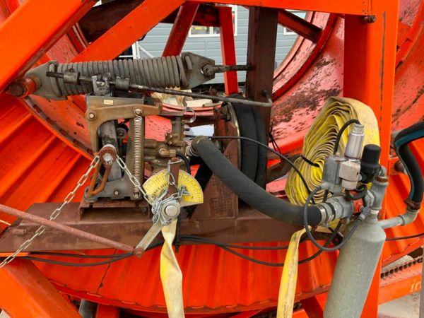 SINGLE AXLE TRAILED IRRIGATION HOSE REEL. 377217078