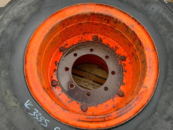 48.1x31.00-20 GOODYEAR LGP FLOATATION TYRES. 377217087