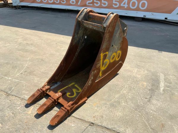 24" DIGGING BUCKET....20 TONNE...80mm PINS..130D 377217010
