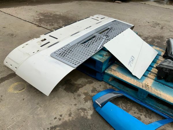 Volvo Other VERSION 4 BONNET / ZENON LIGHTS PARTS. 377217179