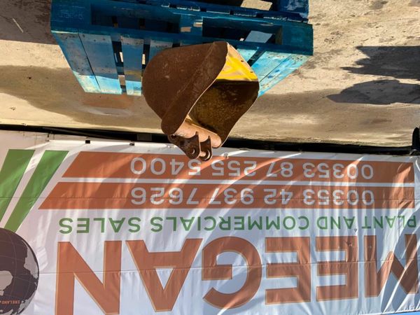 24" MINI DIGGER BUCKET.....30mm PINS......16MH 377217198