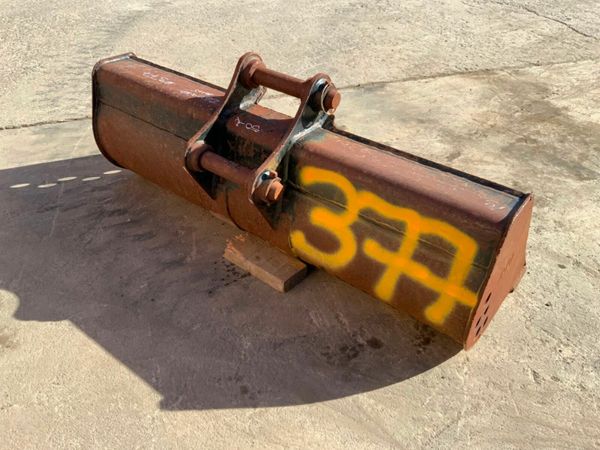 52" CAT GRADING BUCKET......50mm PINS.....377 377217355