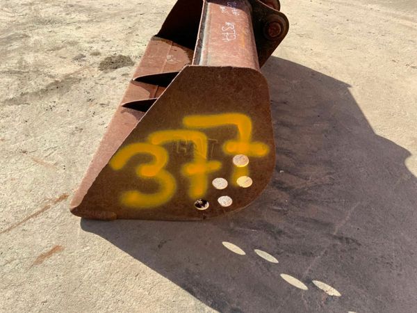 52" CAT GRADING BUCKET......50mm PINS.....377 377217358