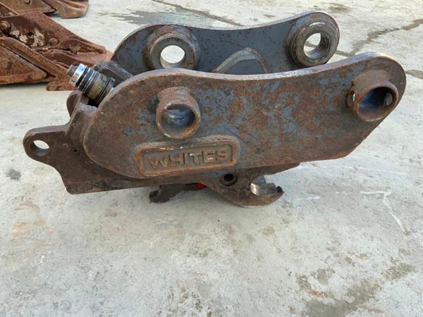 *** 12"  DIGGING BUCKETS x 3....QUICK HITCH *** 377217411