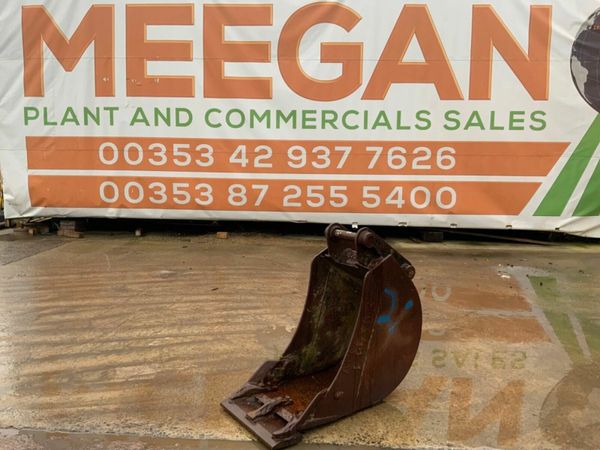 18" JCB DIGGING BUCKET .......45mm PINS.......#111 377217746