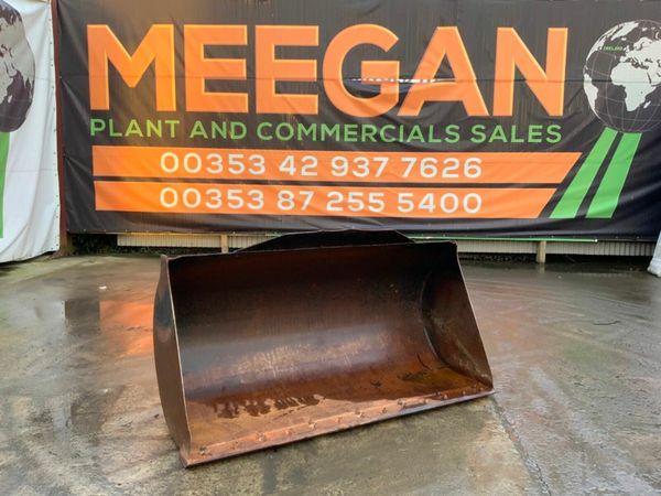 67" MN FRONT BUCKET.....WHEELED LOADER....1372 377217781