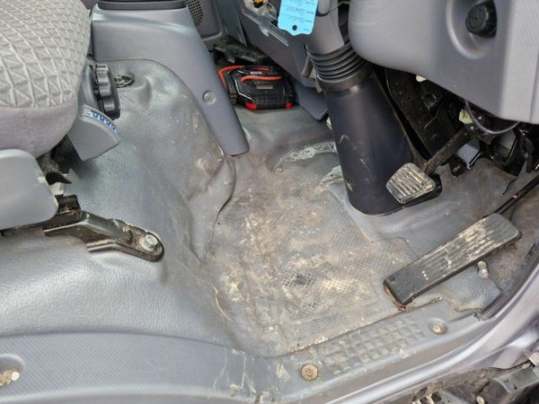 ** 2018 ISUZU GRAFTER BREAKING /  PARTS ** 377217844