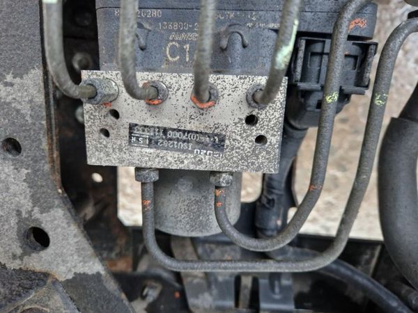 ** 2018 ISUZU GRAFTER BREAKING /  PARTS ** 377217861