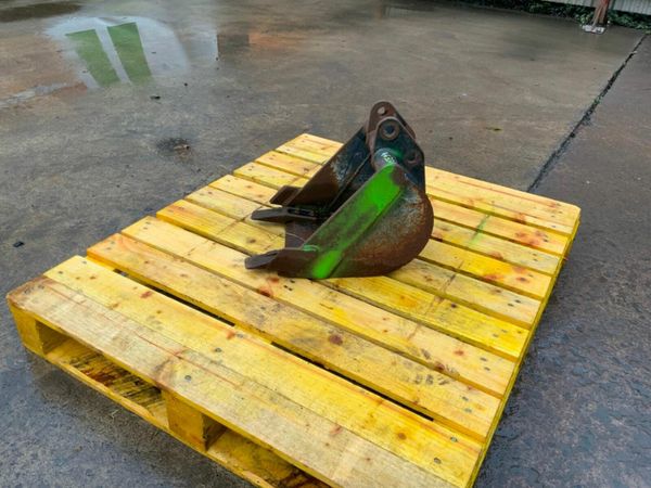 *** 12" JCB DIGGING BUCKET.....25mm...........#463 377217874