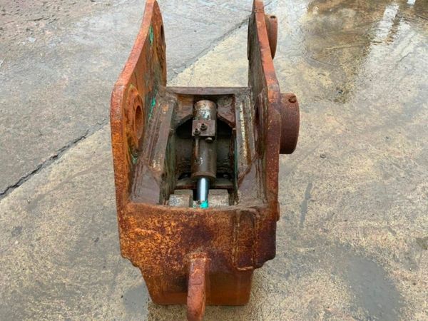 *** HYDRAULIC QUICK HITCH.....90mm PINS .....1474 377217809