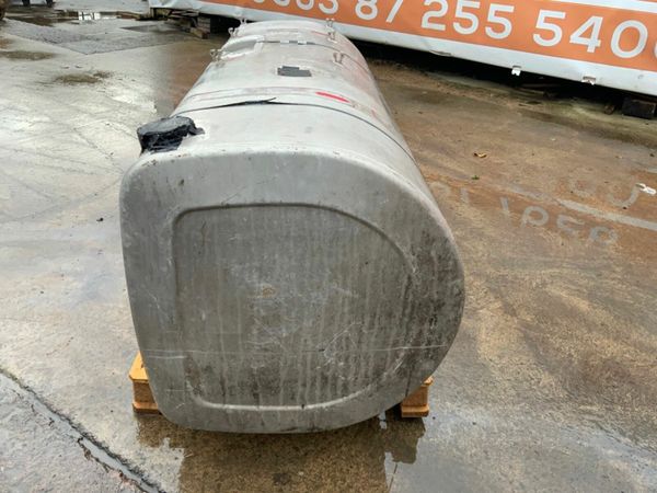 *** VOLVO ALUMINIUM DIESEL TANK...700 LTR. 377217942