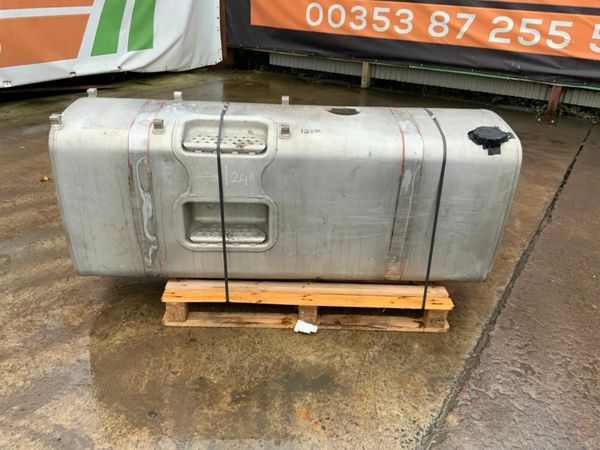 *** VOLVO ALUMINIUM DIESEL TANK...700 LTR. 377217951