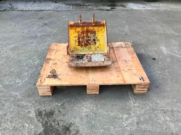 *** 14" MINI  DIGGING BUCKET.......25mm PINS *** 377217928