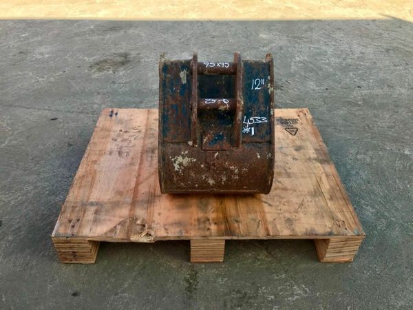 *** 12" MINI DIGGER BUCKET.....25mm PINS ** 377218075
