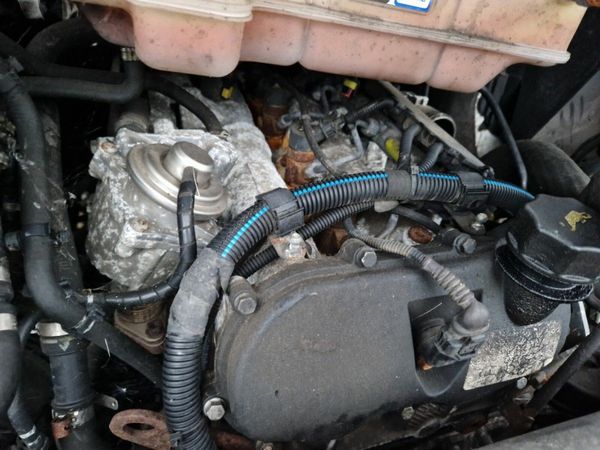 2008 automatic Iveco daily mini bus breaking parts 377218008