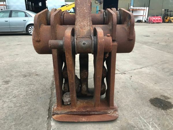 CONCRETE PULVERISING ATTACHMENT.....90mm 377218104