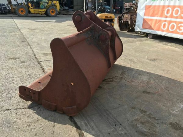 *** 84" GRADING BUCKET....90 mm PINS **** 377218278