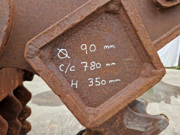 ** MANUAL CONCRETE PULVERISER ....90mm PINS ** 377218312