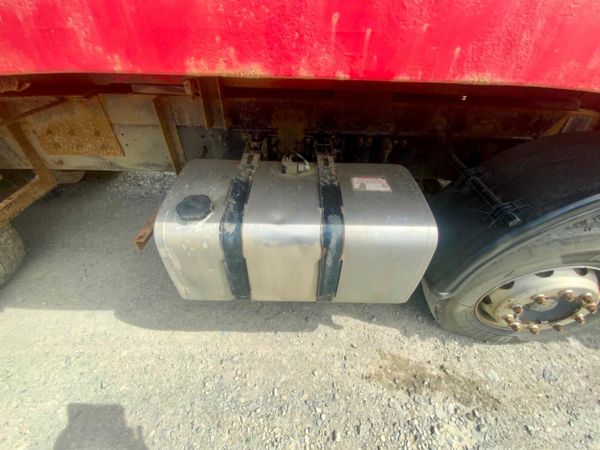 Volvo Other 8x4 TIPPER TIPPING BODY. ..PARTS. 377218431