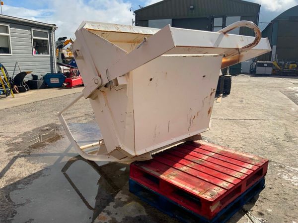 1500lts SECATOL CONCRETE POURING SKIP......1624 377218593