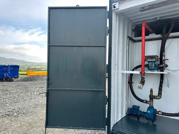 40,000 LITRE FUEL BOWSER CONTAINER....984 377218511