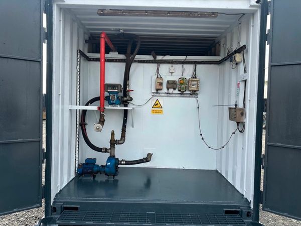 40,000 LITRE FUEL BOWSER CONTAINER....984 377218516