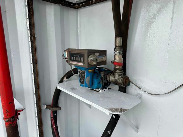 40,000 LITRE FUEL BOWSER CONTAINER....984 377218528