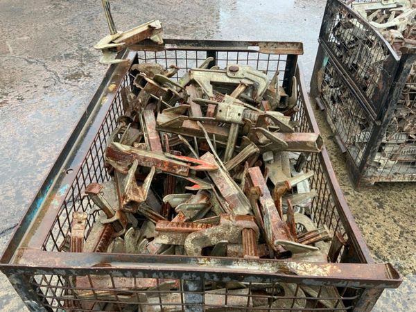 PERI SHUTTERING FORMWORK BFD CLAMPS.... 377218642