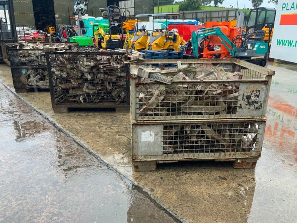 PERI SHUTTERING FORMWORK BFD CLAMPS.... 377218644