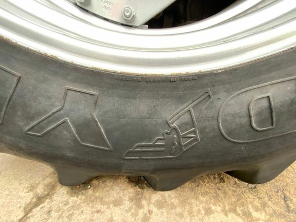 MASSEY FERGUSON MF390 4wd...6566 Hours. tractor 377218629