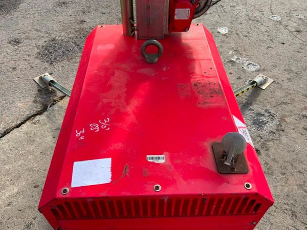 2014 MT1 COMPACT LIGHT TOWER...1259 hrs...799t... 377219047