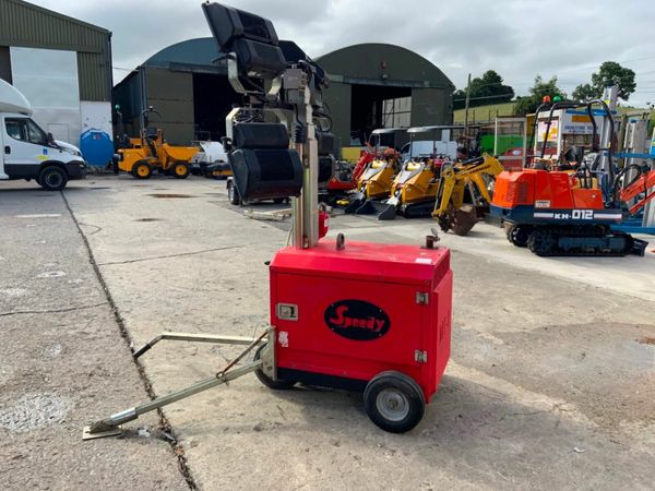 2014 MT1 COMPACT LIGHT TOWER...1259 hrs...799t... 377219050