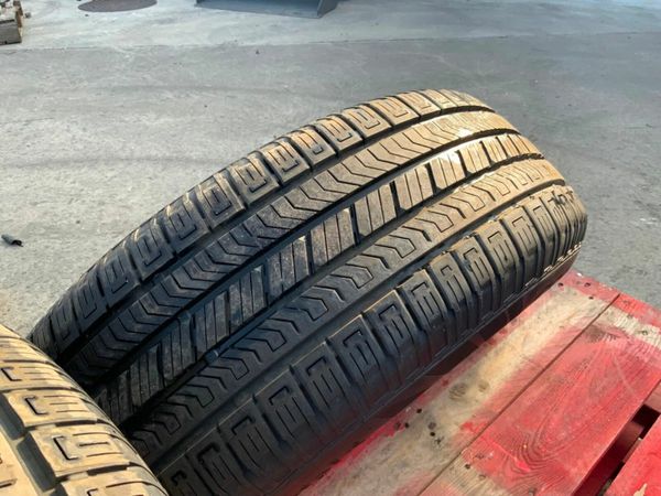 19" LAND ROVER DEFENDER ALLOYS & TYRES. 377219074