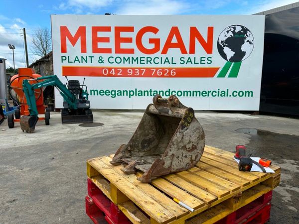 18 inch  DIGGING BUCKET ... 35MM ...# 270-18 377219094