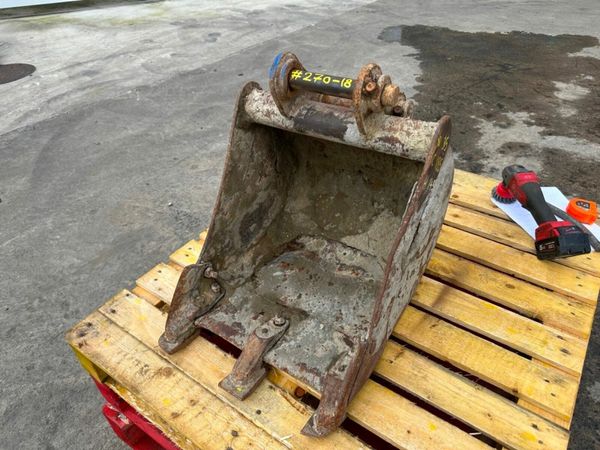 18 inch  DIGGING BUCKET ... 35MM ...# 270-18 377219099