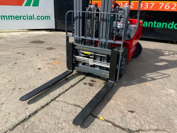 NEW 3.5 Ton FORKLIFT  fork positioners  3 stage 377219020