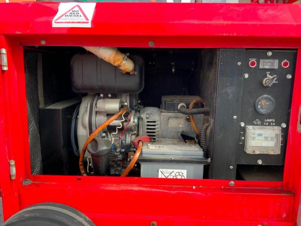 2014 MT1 COMPACT LIGHT TOWER...1259 hrs...799t... 377219033