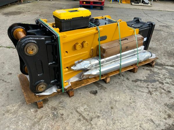 New LY1400 hammer / breaker ....80mm PINS...2561. 377219140