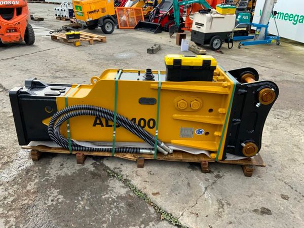 New LY1400 hammer / breaker ....80mm PINS...2561. 377219138