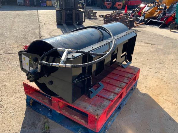 SKID STEER VIBRATING ROLLER ATTACHMENT...315 377219241