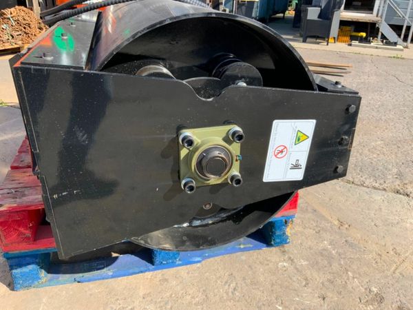 SKID STEER VIBRATING ROLLER ATTACHMENT...315 377219245