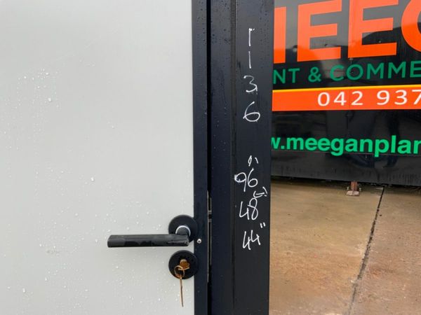 UNUSED SINGLE PORTABLE TOILET CABINET....1036 377219292